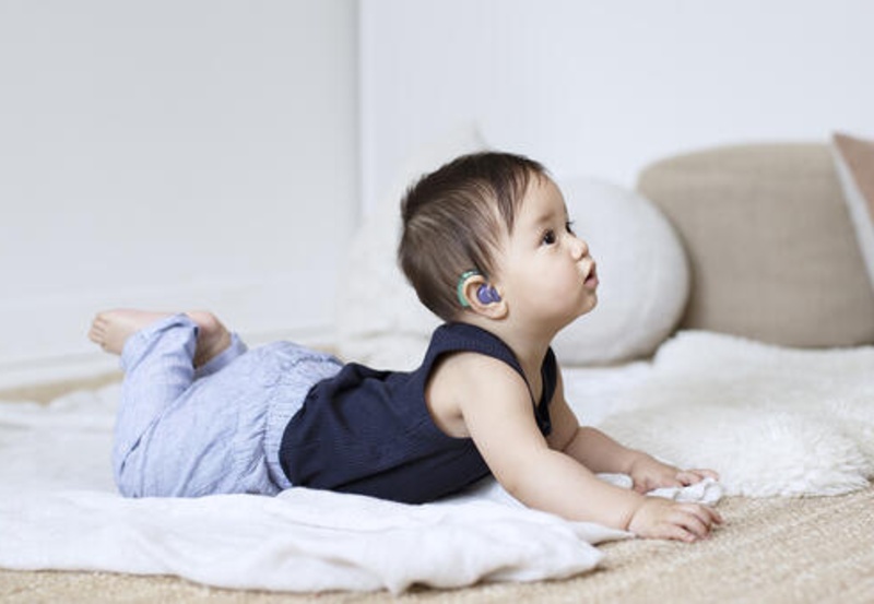 MẸO & BÍ QUYẾT ĐỂ KHUYẾN KHÍCH TRẺ ĐEO MÁY TRỢ THÍNH